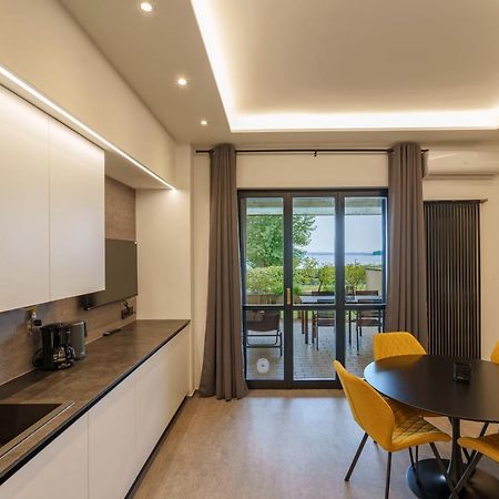 Lakeview Apartment Primea Sirmione Exterior foto